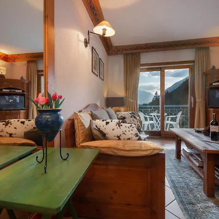Apartment Le Cristal - Mont Blanc 20 *
